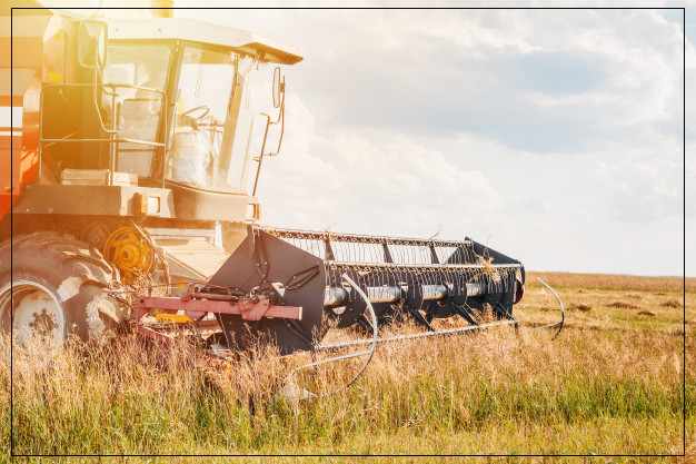 देवरिया - कंबाइन से कुचलकर